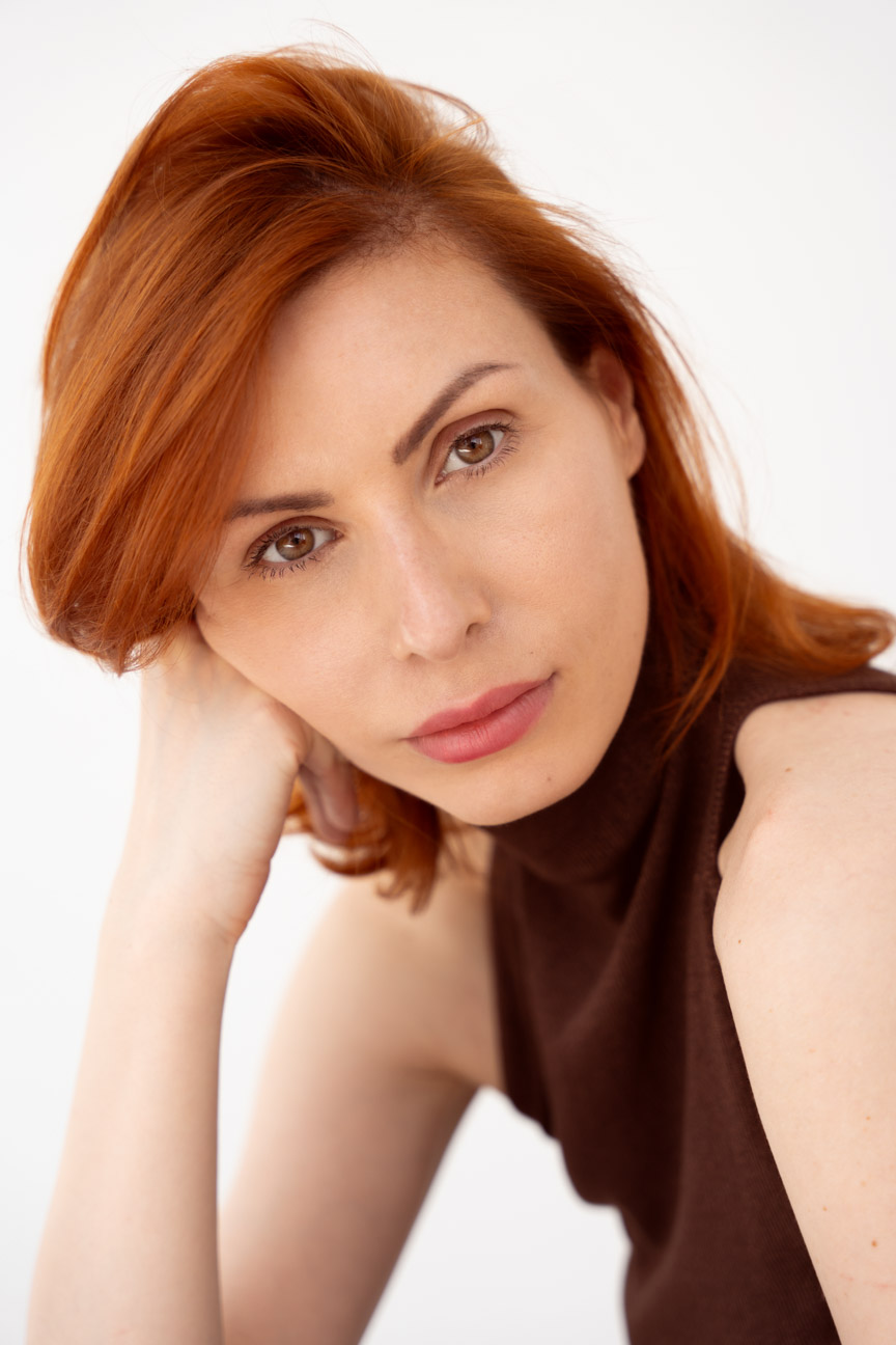 Portrait comédienne Paris Gia