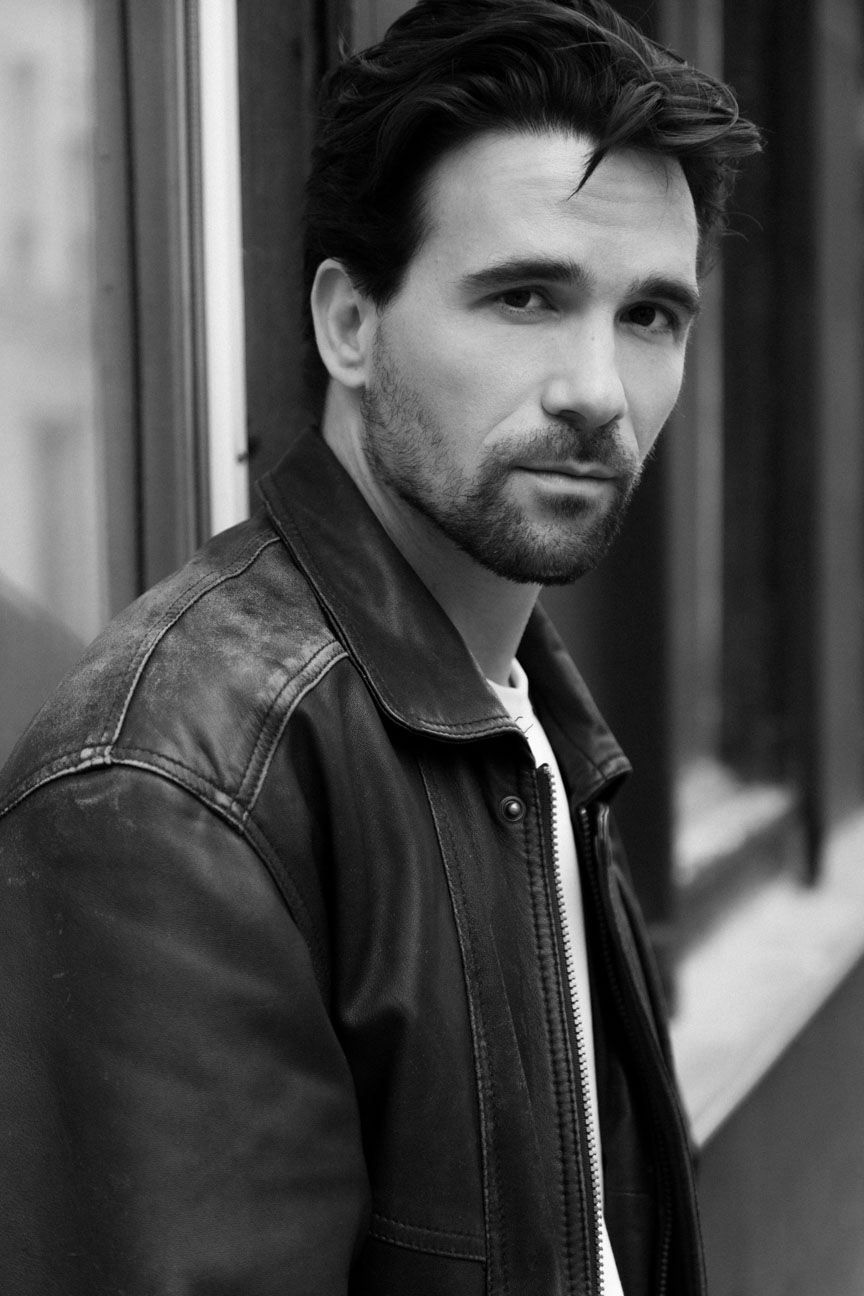 book Comedien Paris Louis